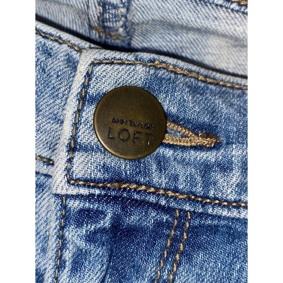 Ann Taylor Loft Distressed Relaxed Skinny Rhinestone Blue Jeans Size 29 or 8 - Picture 10 of 10